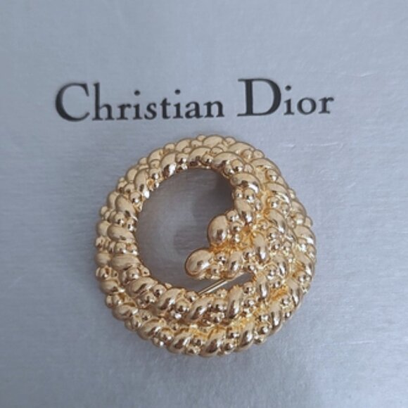 Christian Dior vintage gold brooch/pin 1950s gorgeous!!! 🎁 - Picture 1 of 8